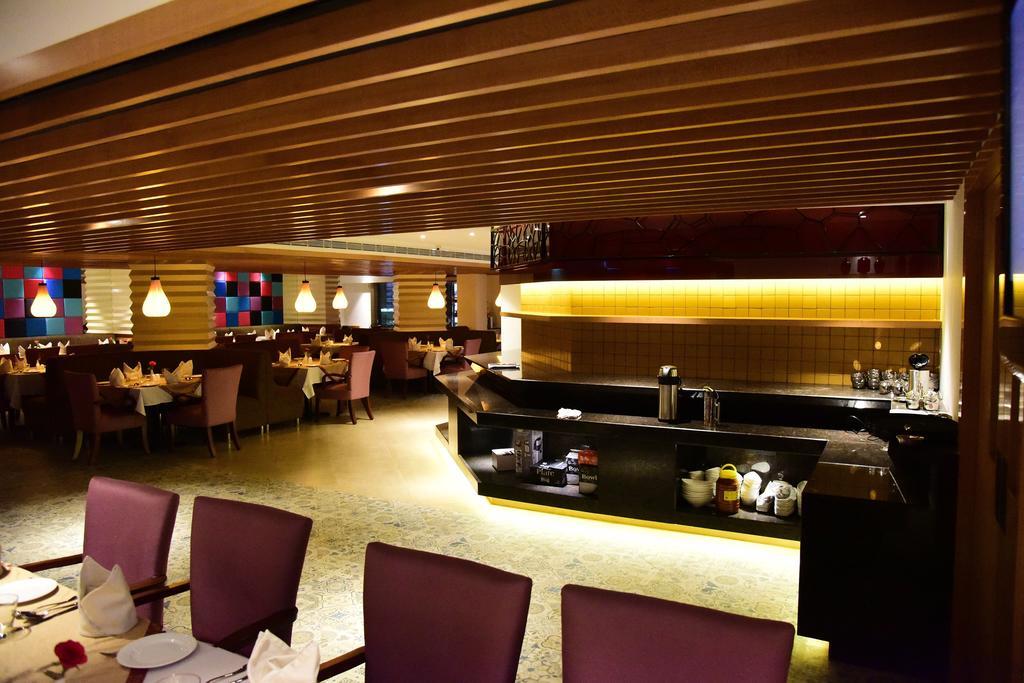 เดอะ รอยัล คอมฟอร์ต Hotel บังกาลอร์ ภายนอก รูปภาพ