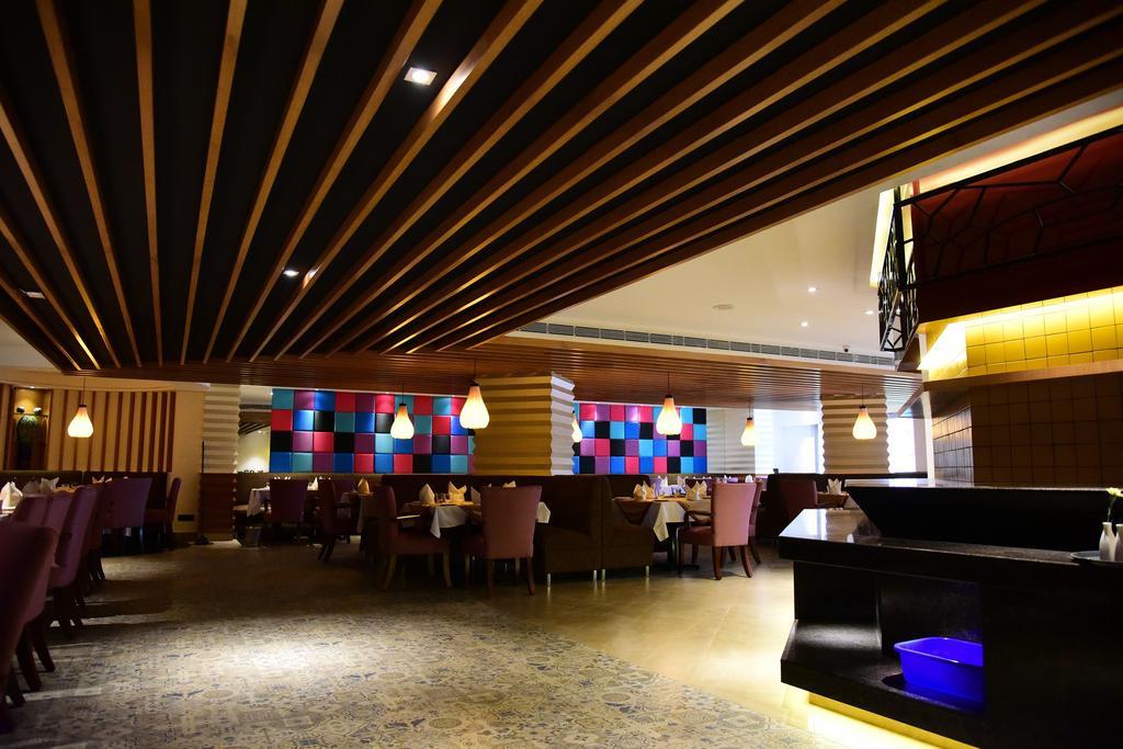 เดอะ รอยัล คอมฟอร์ต Hotel บังกาลอร์ ภายนอก รูปภาพ