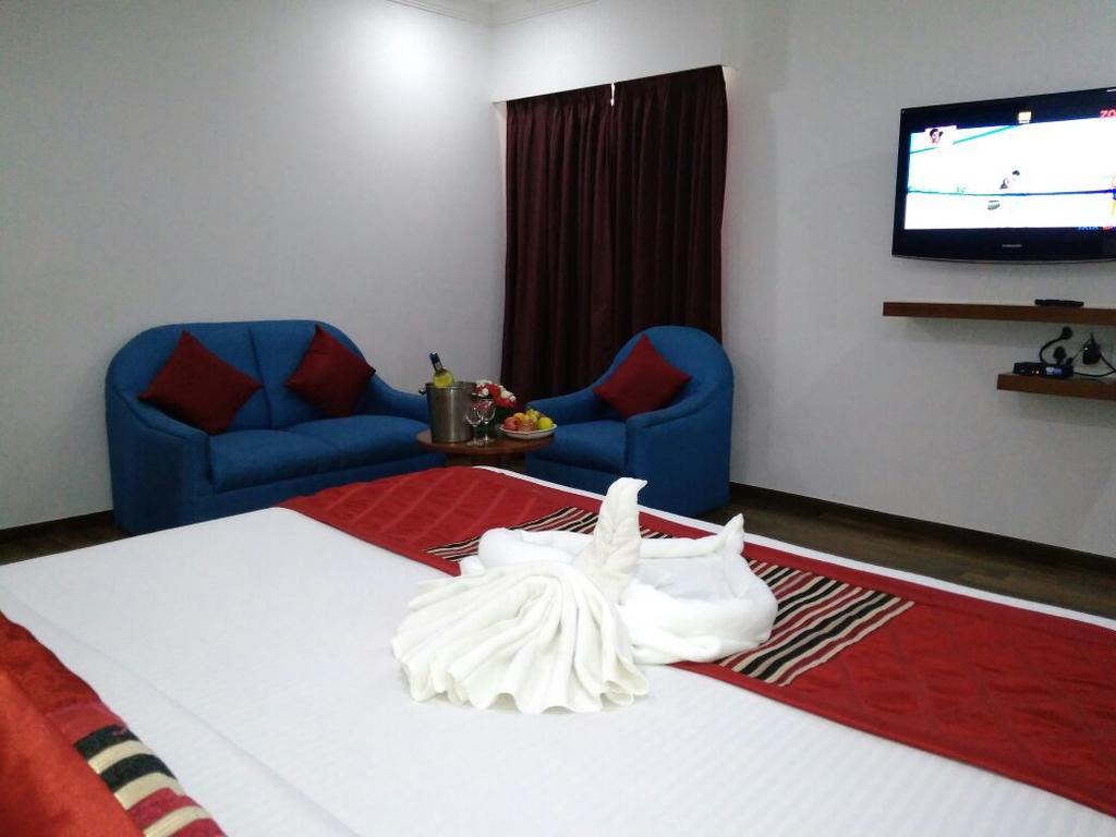 เดอะ รอยัล คอมฟอร์ต Hotel บังกาลอร์ ภายนอก รูปภาพ