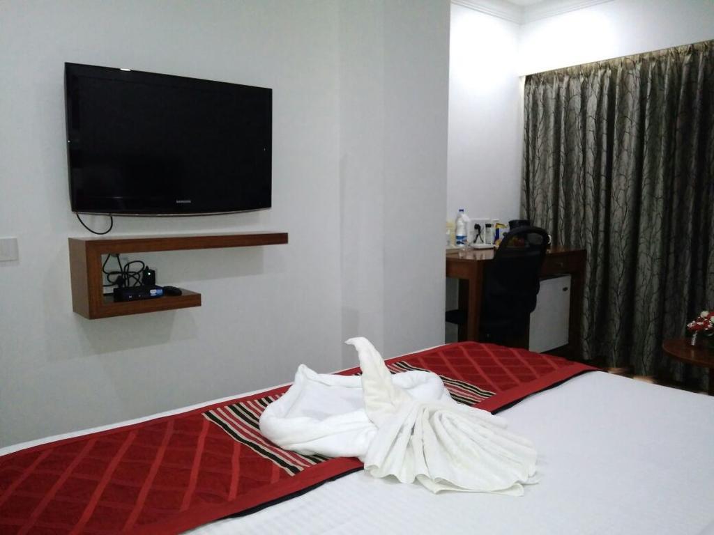 เดอะ รอยัล คอมฟอร์ต Hotel บังกาลอร์ ภายนอก รูปภาพ